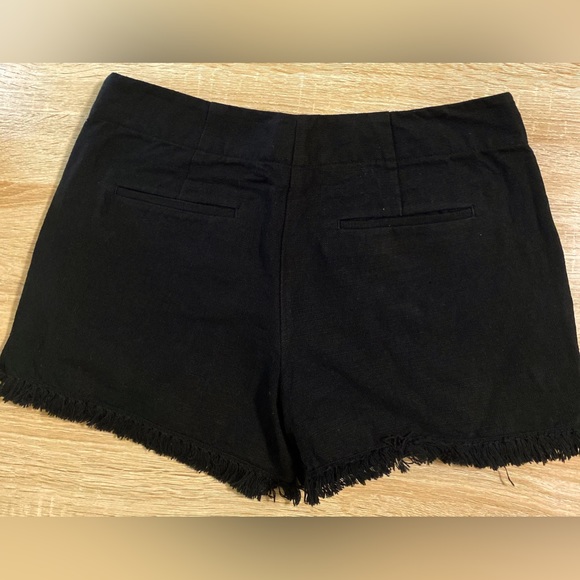 LOFT The Riviera Short Size 2 - Picture 3 of 9